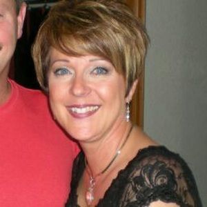 Meet your Posher, Dena